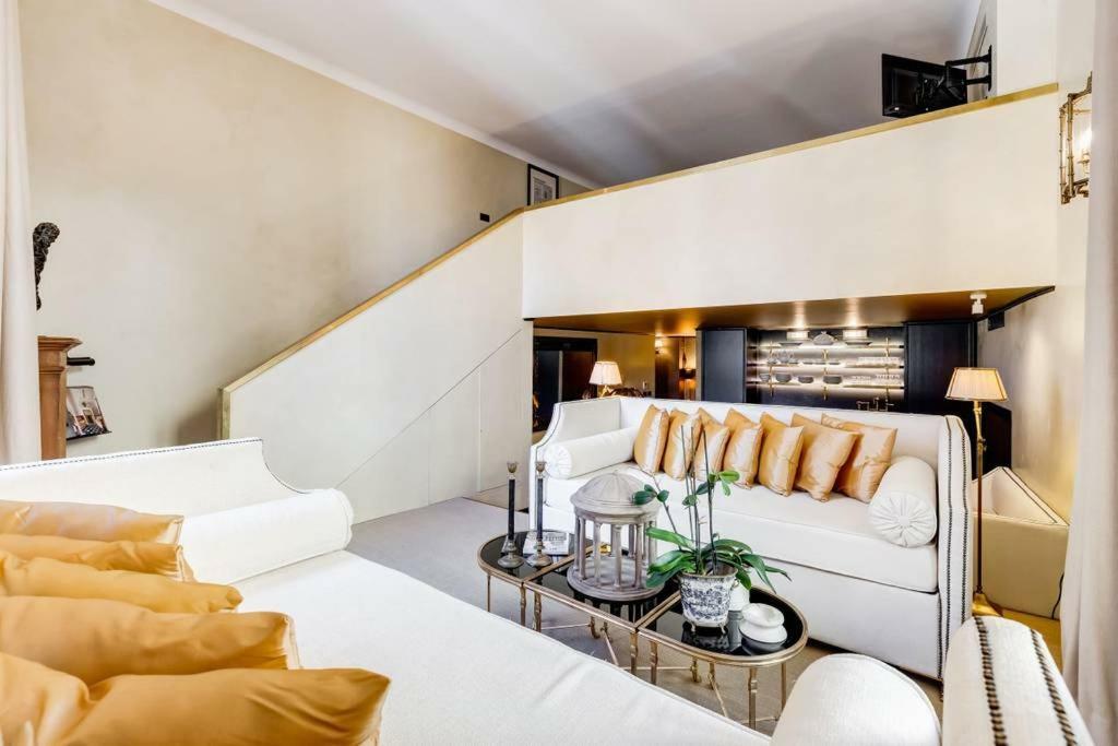 Luxurious Loft Facing The Pantheon Βίλα Ρώμη Εξωτερικό φωτογραφία
