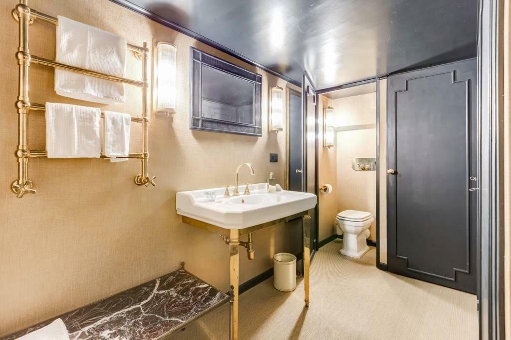 Luxurious Loft Facing The Pantheon Βίλα Ρώμη Εξωτερικό φωτογραφία