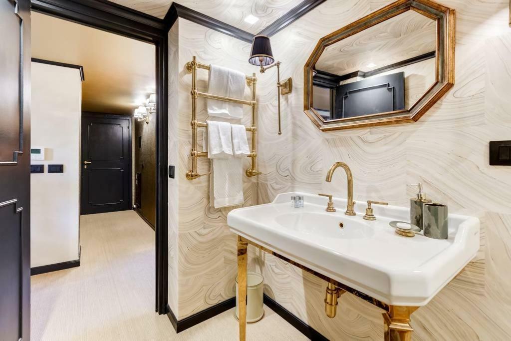 Luxurious Loft Facing The Pantheon Βίλα Ρώμη Εξωτερικό φωτογραφία